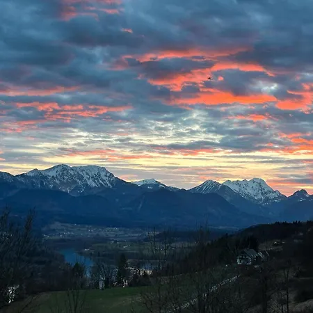 Mit Karawankenblick * Kottmannsdorf